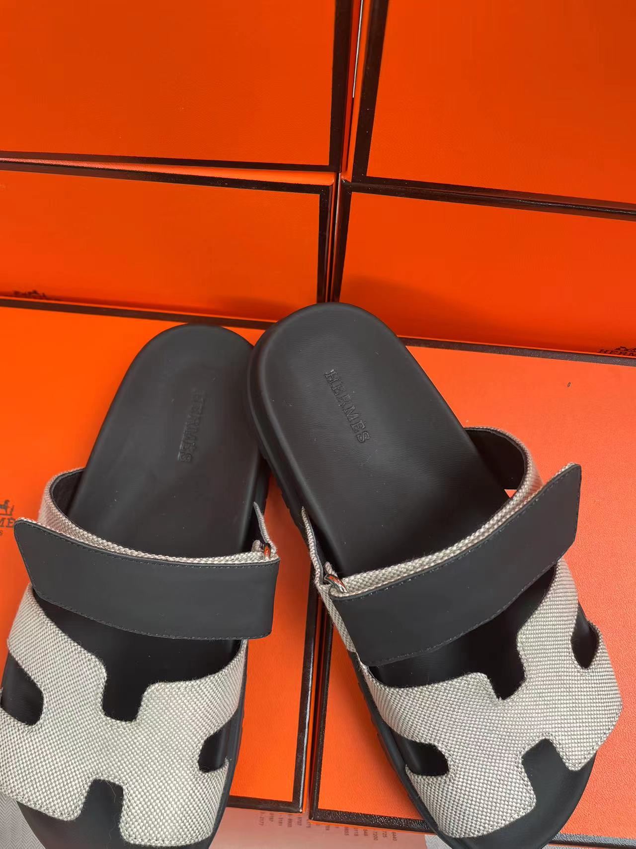 Hermes Slippers